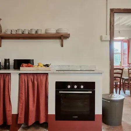Casale Toscano A * ルッカ
