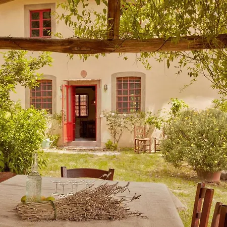 Casale Toscano A *